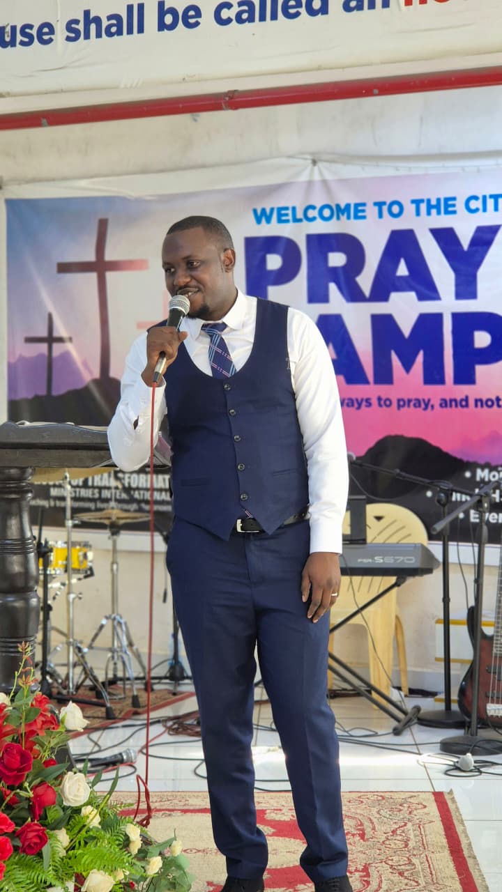 Looking Unto Jesus meeting moment.